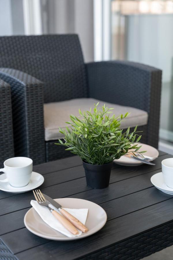 Hermes Design Suites Nea Iraklitsa Экстерьер фото