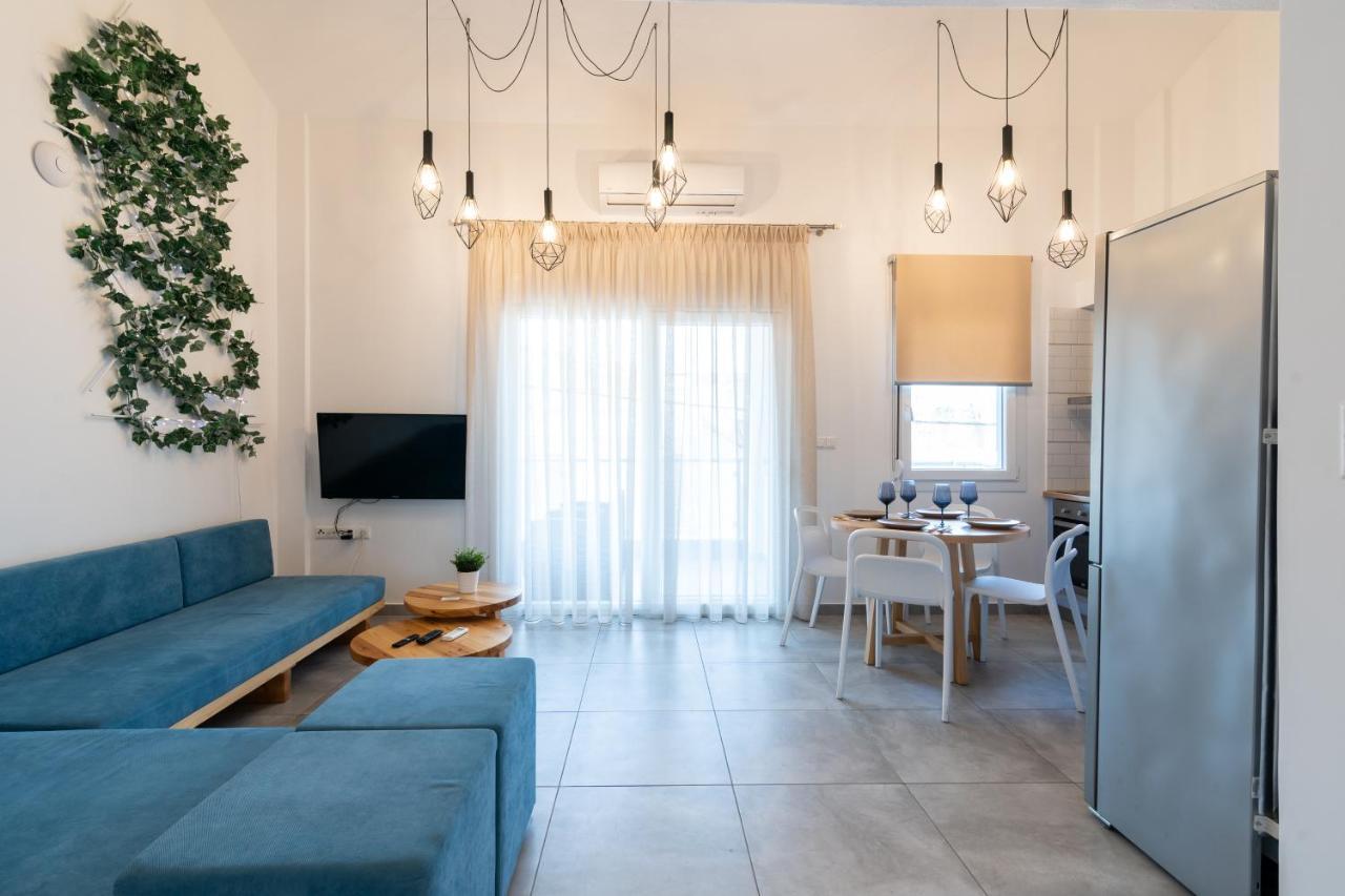 Hermes Design Suites Nea Iraklitsa Экстерьер фото